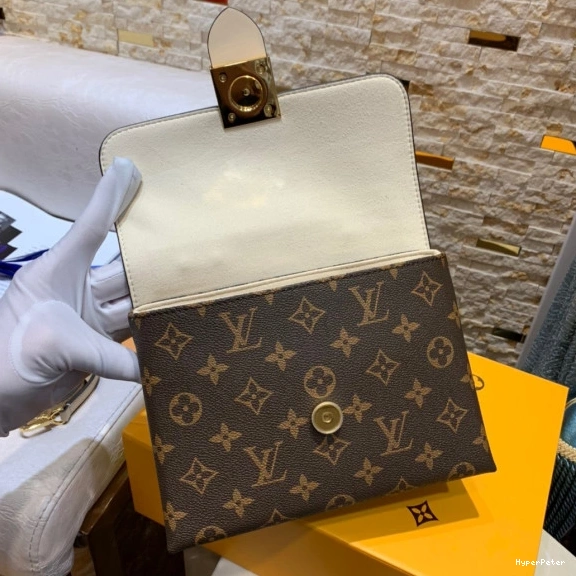 LOCKY VUITTON BB LOUIS 0717